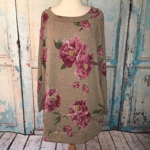 PLUS Light weight sweatshirt